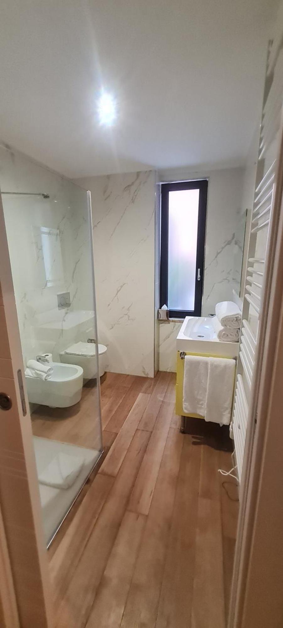 Nj Hotels & Apartments San Pietro All'Orto 6 Milánó Kültér fotó